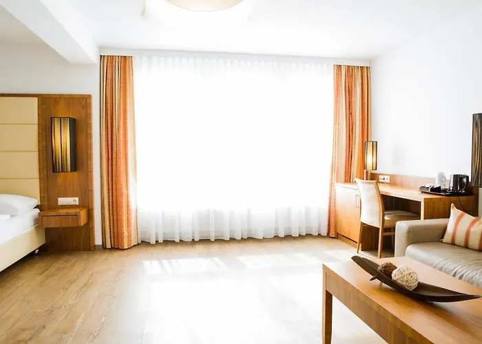 Kapeller מלון 3*